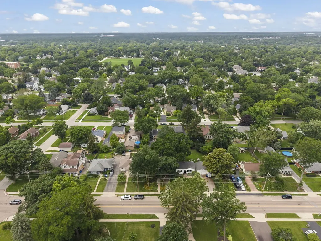 1110 North President Street Wheaton IL 60187