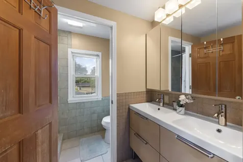 1110 North President Street Wheaton IL 60187