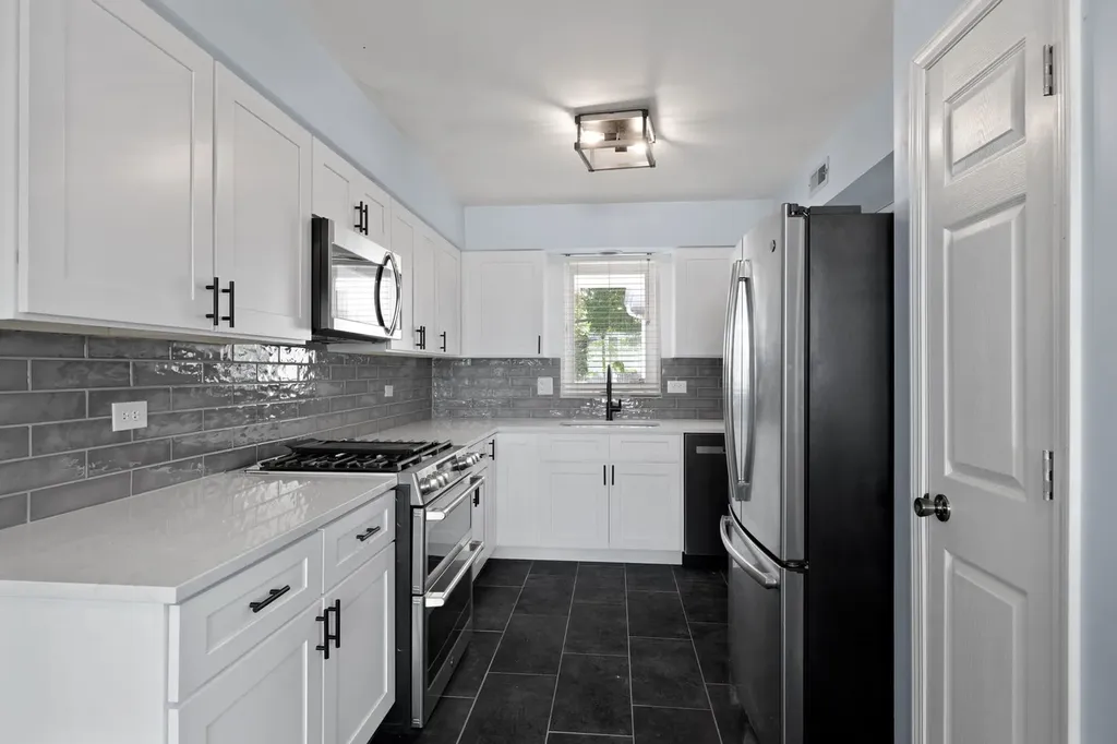 120 Hampton Avenue Westmont IL 60559