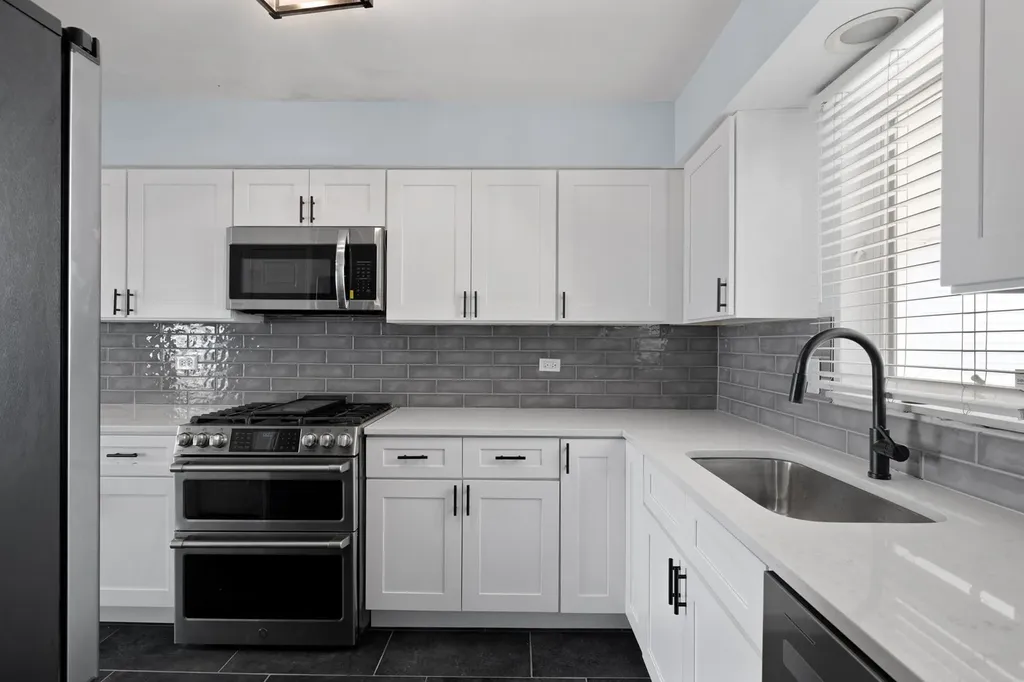120 Hampton Avenue Westmont IL 60559
