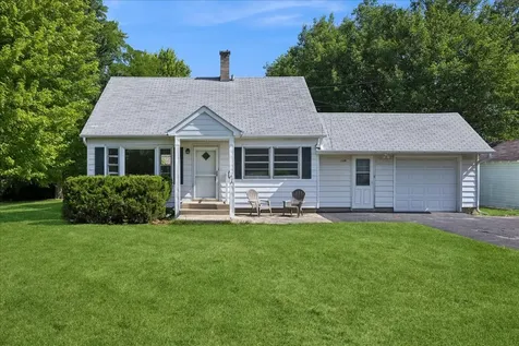 139 Kent Avenue Wauconda IL 60084