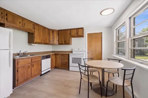 139 Kent Avenue Wauconda IL 60084