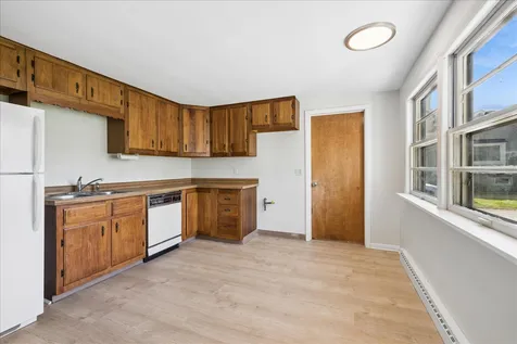 139 Kent Avenue Wauconda IL 60084