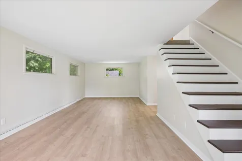 139 Kent Avenue Wauconda IL 60084