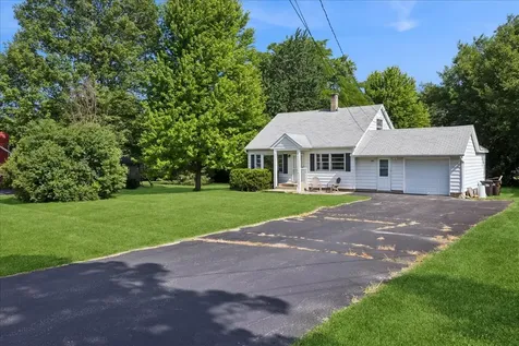 139 Kent Avenue Wauconda IL 60084