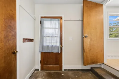 139 Kent Avenue Wauconda IL 60084