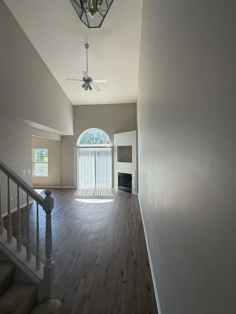 2503 Oak Tree Lane Plainfield IL 60586