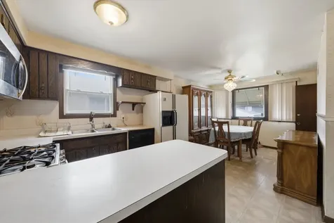 280 Prairie Avenue Calumet City IL 60409
