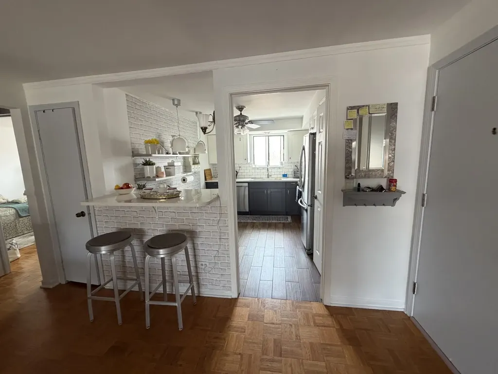5321 North Delphia Avenue Chicago IL 60656