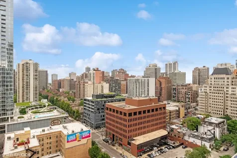 1122 North Clark Street Chicago IL 60610