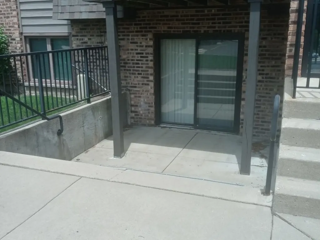 1480 Stonebridge Circle Wheaton IL 60189