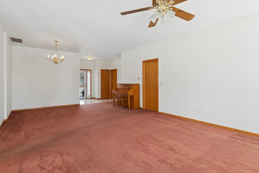 21050 West Aspen Lane Plainfield IL 60544