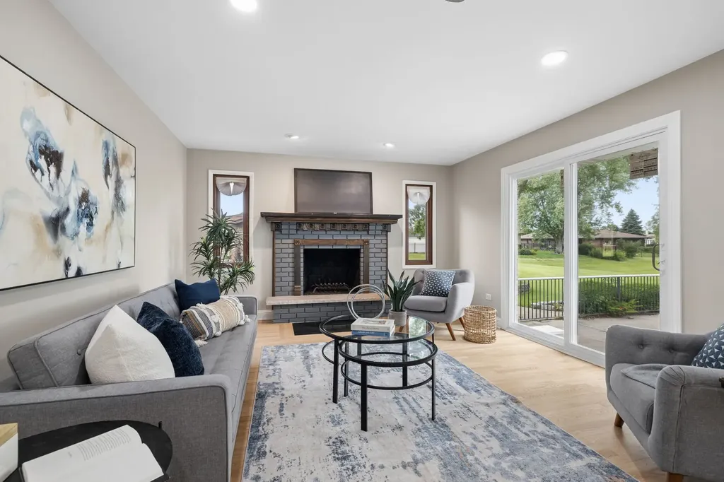 8226 Bob O Link Road Orland Park IL 60462