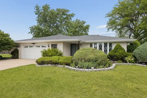8226 Bob O Link Road Orland Park IL 60462