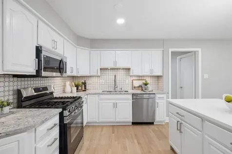 8226 Bob O Link Road Orland Park IL 60462