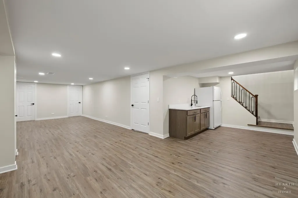 9513 Lowell Avenue Skokie IL 60076
