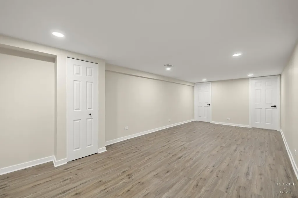 9513 Lowell Avenue Skokie IL 60076