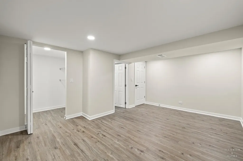 9513 Lowell Avenue Skokie IL 60076
