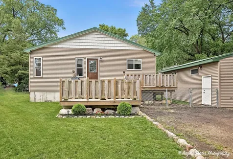 39 Fairfax Road Fox Lake IL 60020
