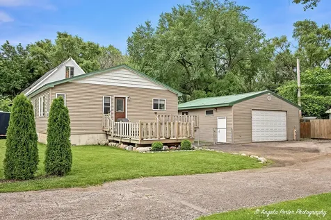 39 Fairfax Road Fox Lake IL 60020