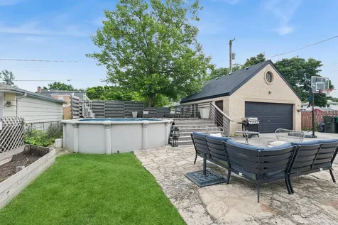 10155 South Clifton Park Avenue Evergreen Park IL 60805
