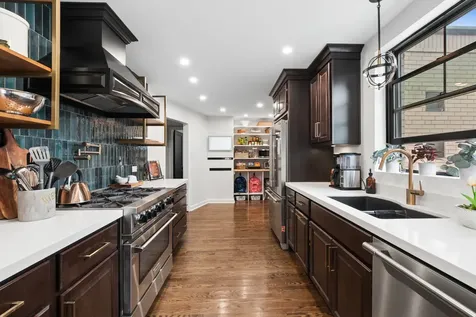 10155 South Clifton Park Avenue Evergreen Park IL 60805