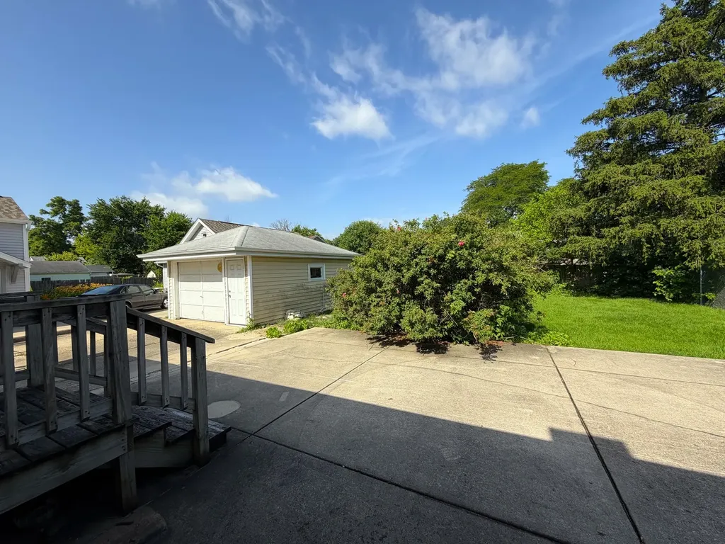 554 Westmore Meyers Road Lombard IL 60148