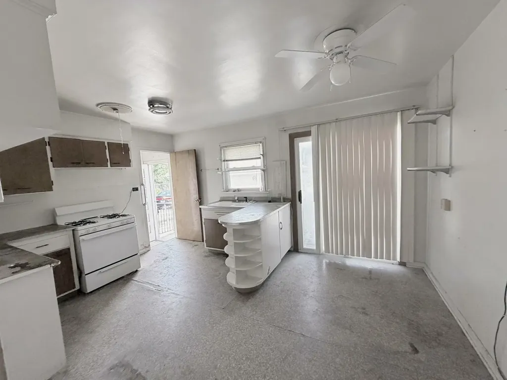554 Westmore Meyers Road Lombard IL 60148