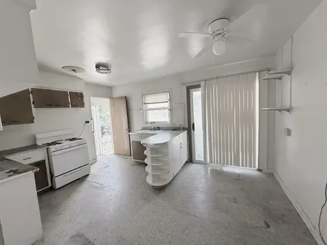 554 Westmore Meyers Road Lombard IL 60148