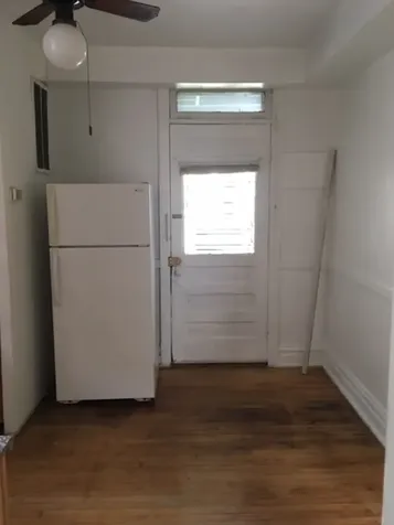 3246 North Seminary Avenue Chicago IL 60657