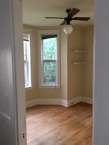 3246 North Seminary Avenue Chicago IL 60657