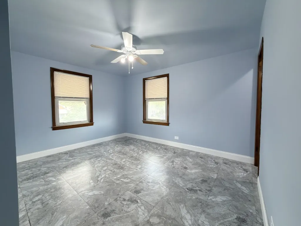 5132 South Hamlin Avenue Chicago IL 60632