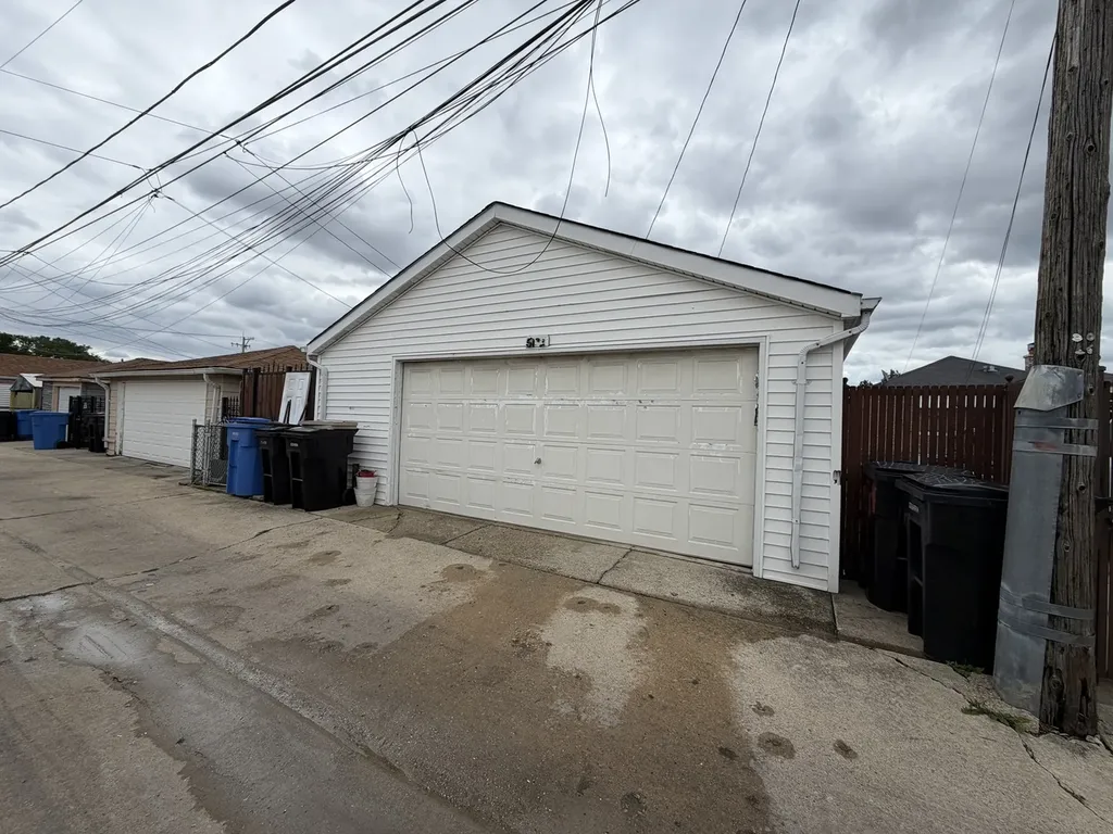 5132 South Hamlin Avenue Chicago IL 60632