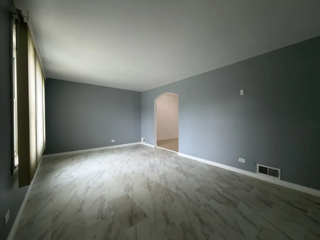 5132 South Hamlin Avenue Chicago IL 60632