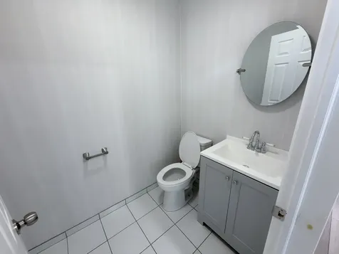 5132 South Hamlin Avenue Chicago IL 60632