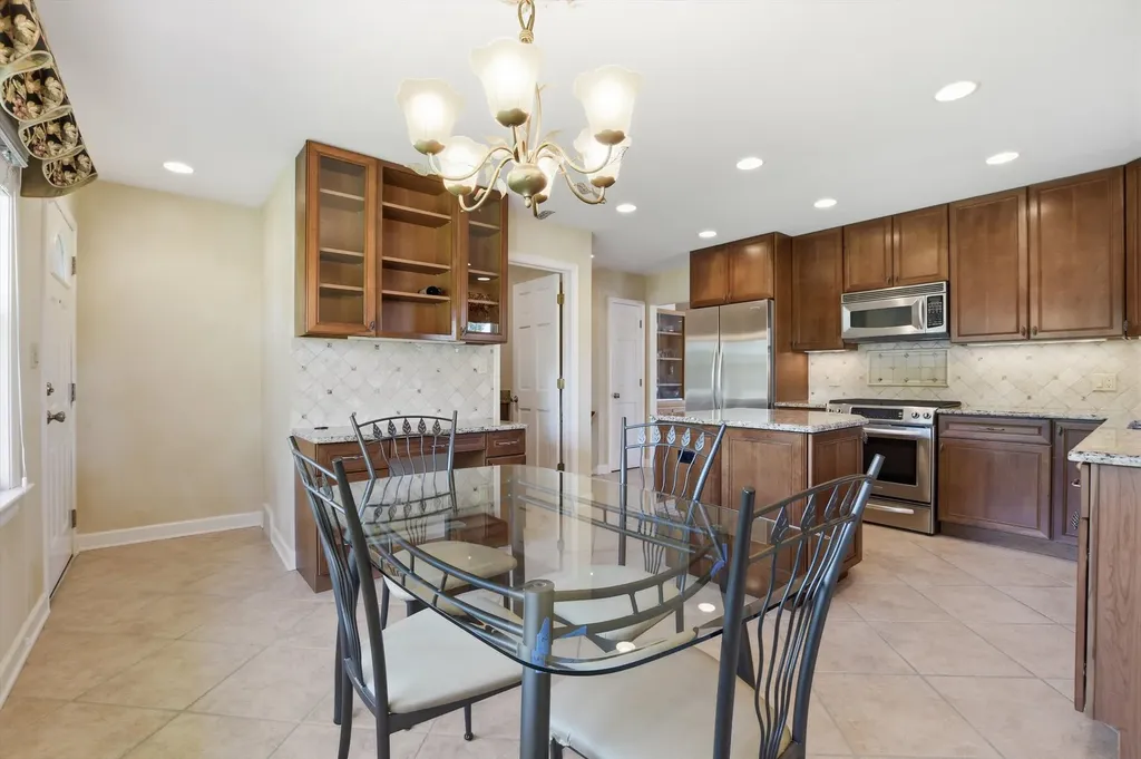 8238 West Balmoral Avenue Chicago IL 60656