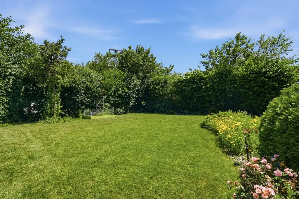 8238 West Balmoral Avenue Chicago IL 60656