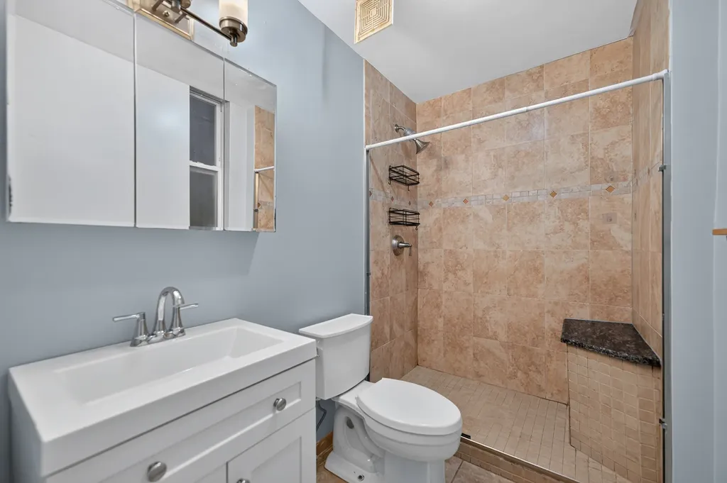 1629 North Clybourn Avenue Chicago IL 60614