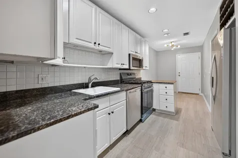 1629 North Clybourn Avenue Chicago IL 60614