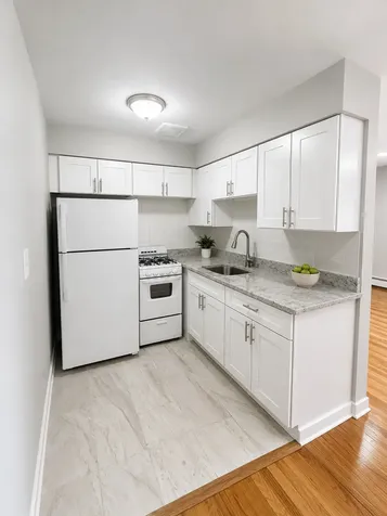 3161 North Cambridge Avenue Chicago IL 60657