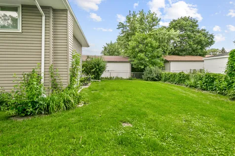 20031 Crescent Avenue Lynwood IL 60411