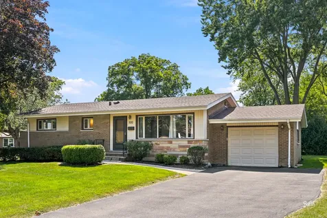 520 South Bennett Avenue Palatine IL 60067