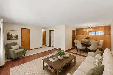 520 South Bennett Avenue Palatine IL 60067
