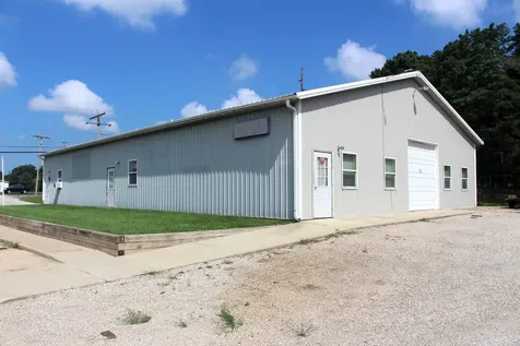 811 East State Highway 54 Clinton IL 61727