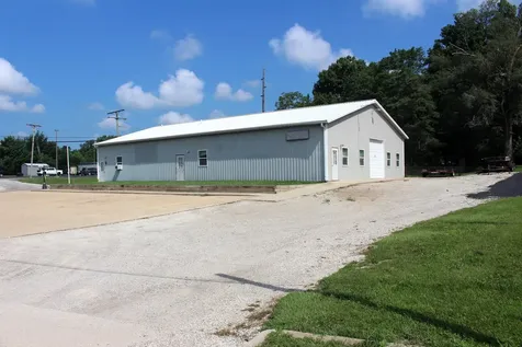 811 East State Highway 54 Clinton IL 61727