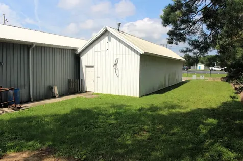 811 East State Highway 54 Clinton IL 61727