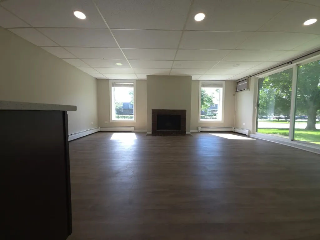 1665 Coach Drive Naperville IL 60565