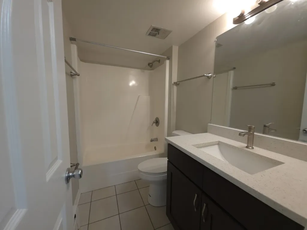 1665 Coach Drive Naperville IL 60565