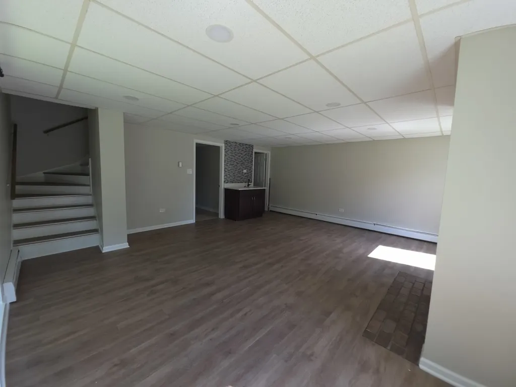 1665 Coach Drive Naperville IL 60565