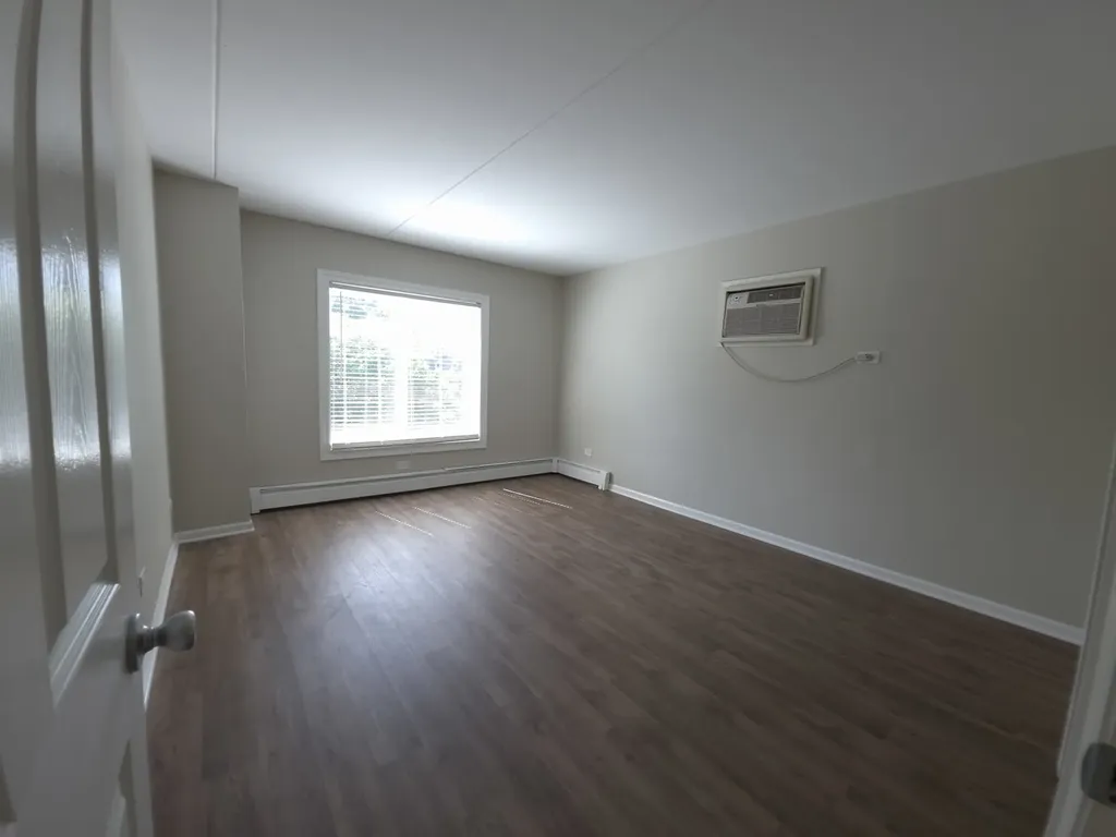 1665 Coach Drive Naperville IL 60565